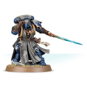 ARCHIVISTE PRIMARIS EN ARMURE PHOBOS